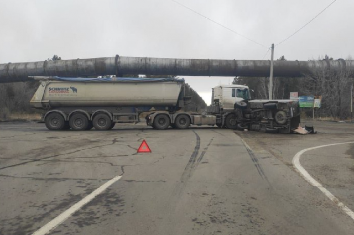    Женщина погибла в ДТП с УАЗом и большегрузом в Ангарске