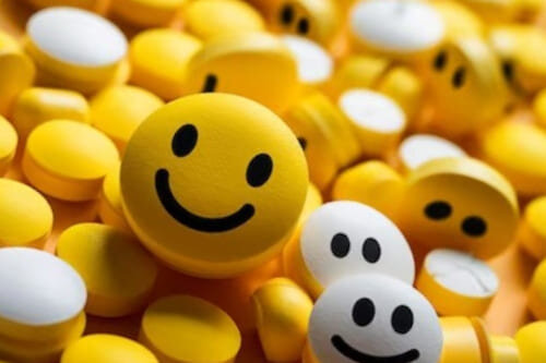 Антидепрессанты — не единственный вариант лечения депрессии. Другие варианты терапии, которые вам могут предложить, включают: