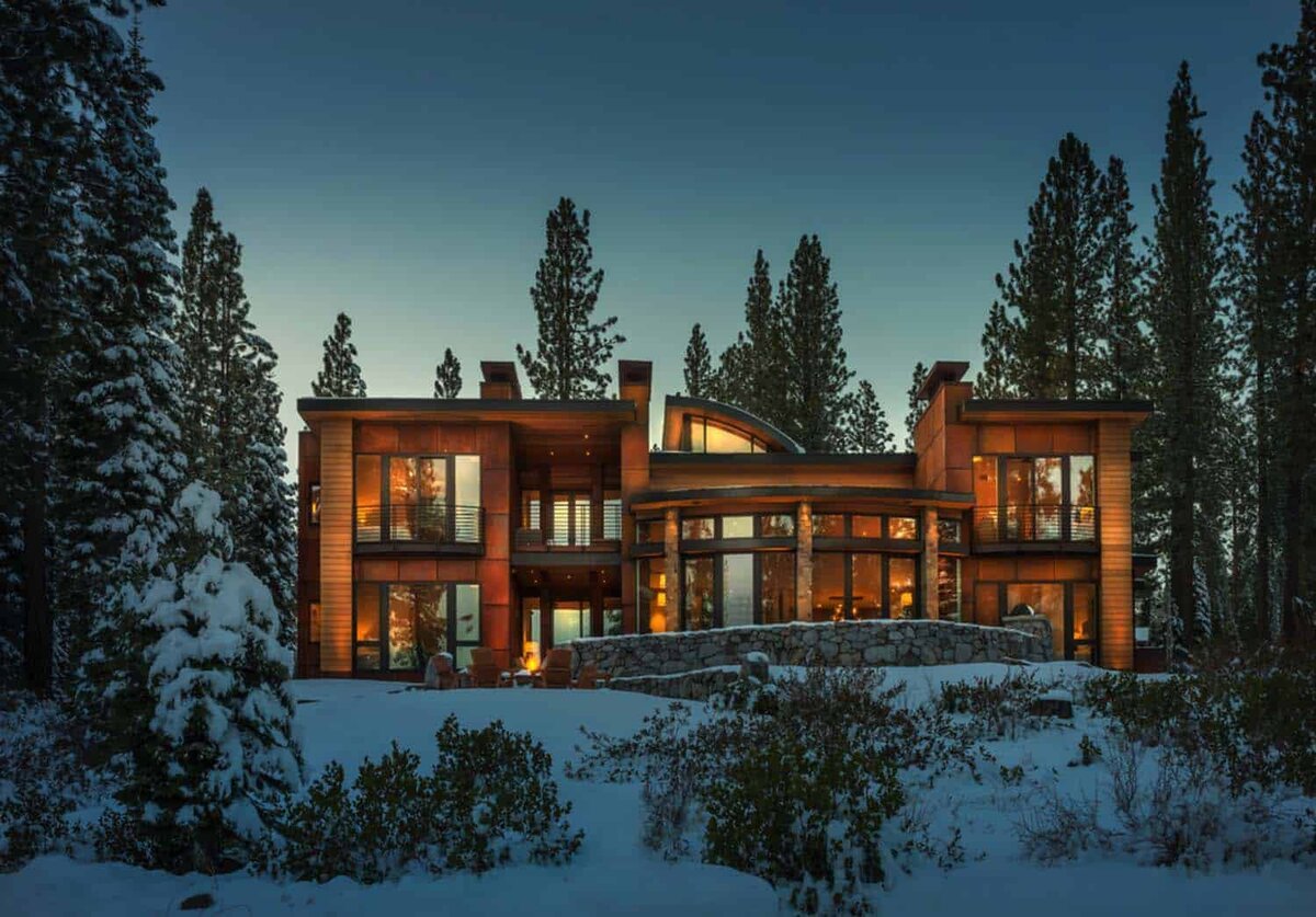 Источник изображения - https://cdn.onekindesign.com/wp-content/uploads/2017/12/Contemporary-Mountain-Retreat-Swaback-Partners-16-1-Kindesign.jpg