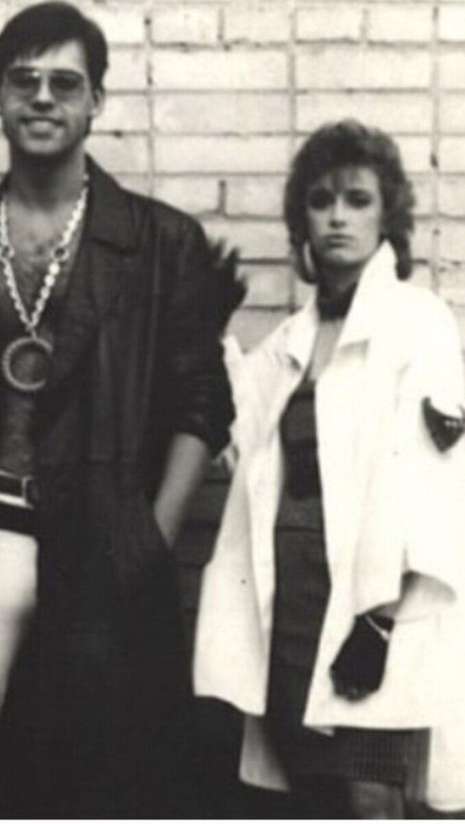 Литягин и Гулькина в образах модных на то время исполнителей. фото из открытых источников