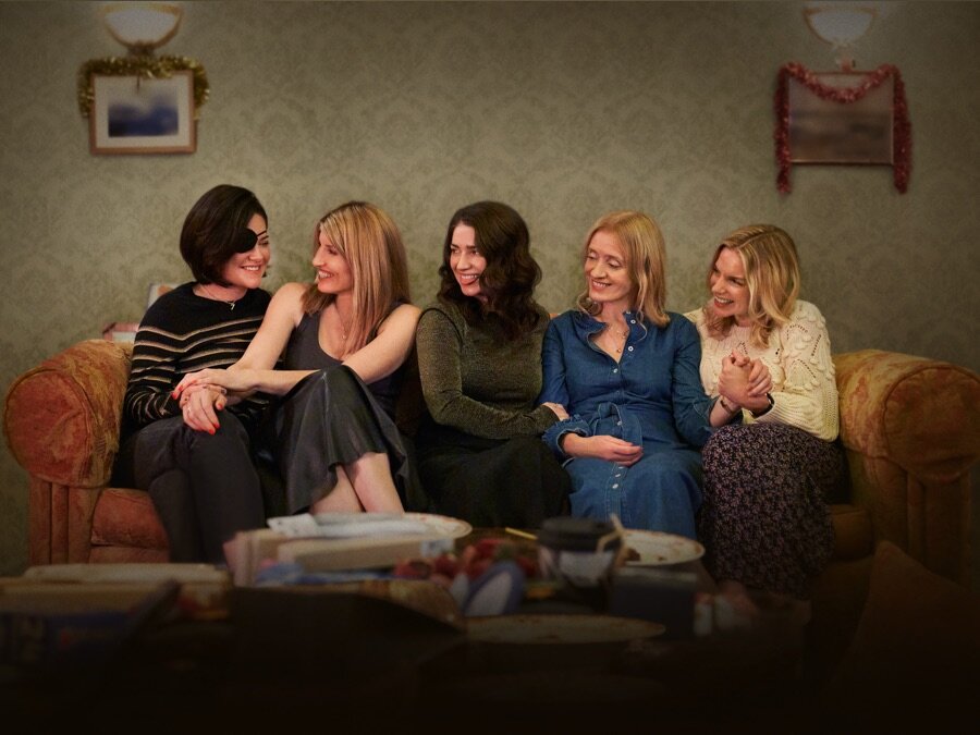 Bad sisters сериал. Очень плохая сестра. Заговор сестёр гарви сериал. Заговор сестёр гарви сериал кадры. Очень плохая сестра.