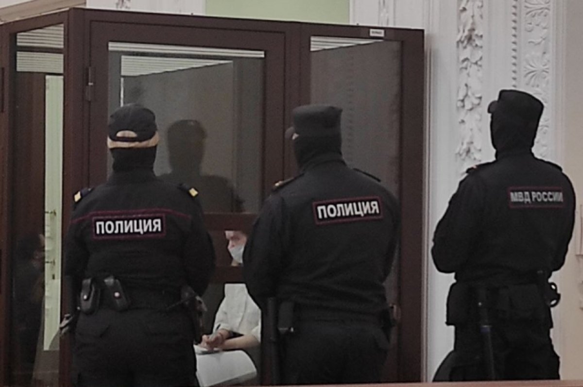    21 ноября Дарья Трепова* пришла в зал суда в медицинской маске и светлой одежде.