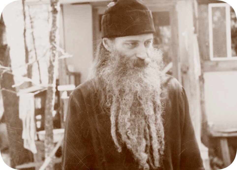 Серафим (Роуз) Плати́нский (англ. Seraphim (Rose); 1934 - 1982), иеромонах (Русская Православная Церковь Заграницей), миссионер, духовный писатель, преподобный, местночтимый святой Ахалкалакской епархии (Грузинская Православная Церковь).