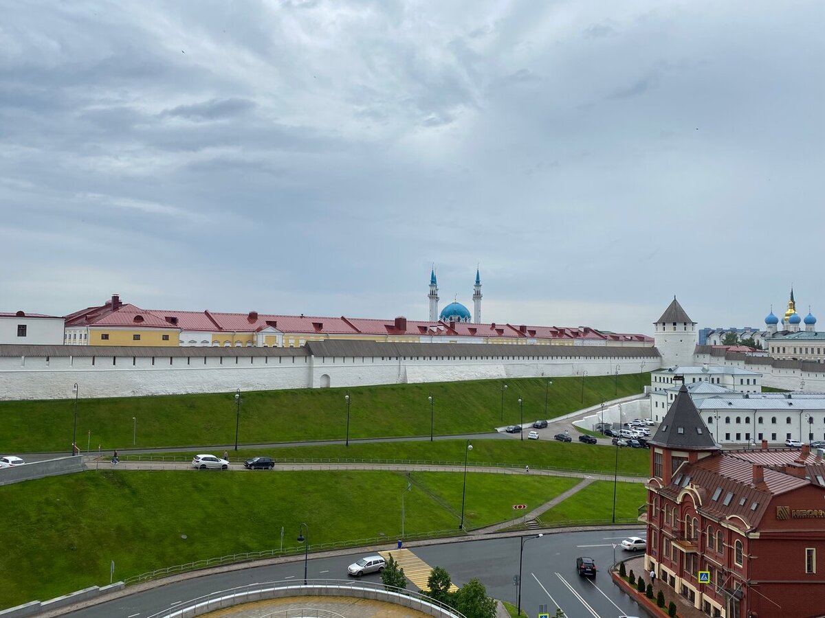 Марриотт казань кремль. Марриотт казань кремль. Отель кортъярд казань кремль. Марриотт казань кремль. Казань отель марриотт казань.