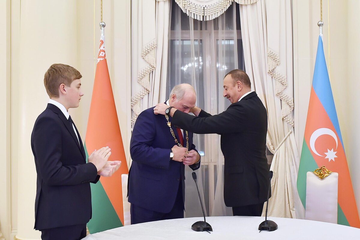 Вчера, в ходе встречи с генсеком ОДКБ Имангали Тасмагамбетовым президент Беларуси Александр Лукашенко сказал: «Закончилось также противостояние между Арменией и Азербайджаном.