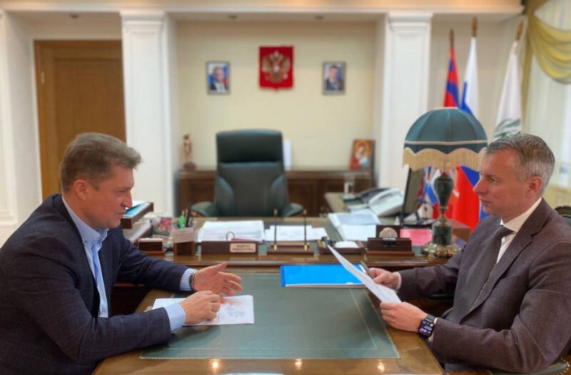    Алексей Волоцков и Станислав Зинченко (фото: личная страница депутата Государственной Думы Алексея Волоцкова)