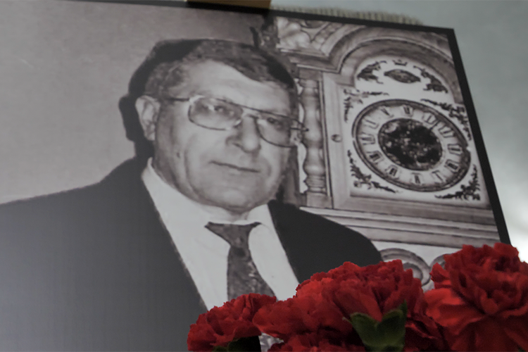    В Казани простились с первым управделами президента РТ Николаем Козарем