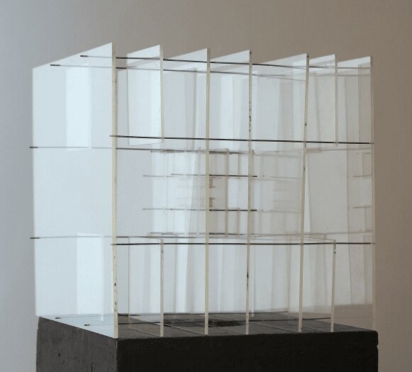 Инфанте. Душа кристалла. 1963. Оргстекло, металл.