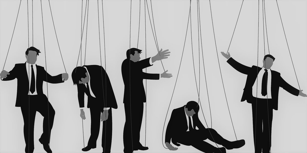 Почему именно "жертвы", потому что мы сами посадили себя на крючок зависимости. 