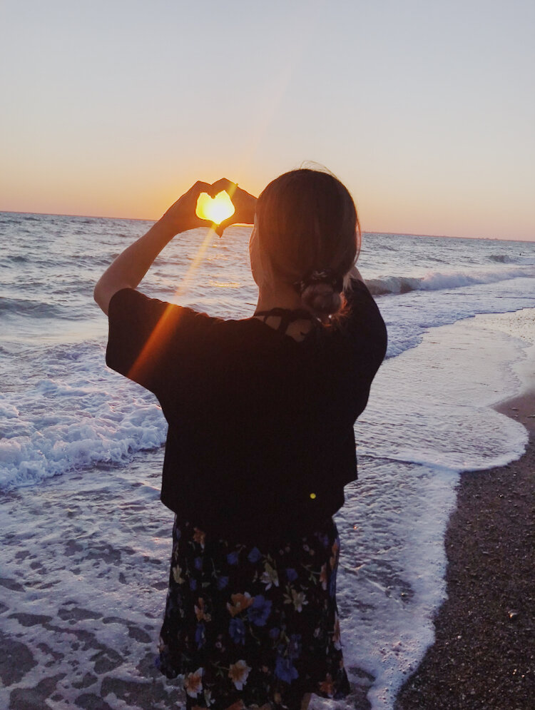 Это мы на сборах в Саках(под Евпаторией) застали красивый закат и решили немного пофотографироваться