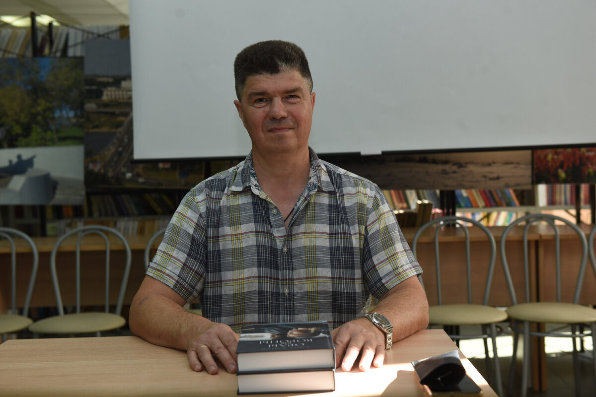 Дэвид Мартин (он же Роман Ершов) признается, что знаковое влияние на него оказала книга М. А. Булгакова «Мастер и Маргарита» (16+), а также многочисленные произведения короля ужасов Стивена Кинга 
