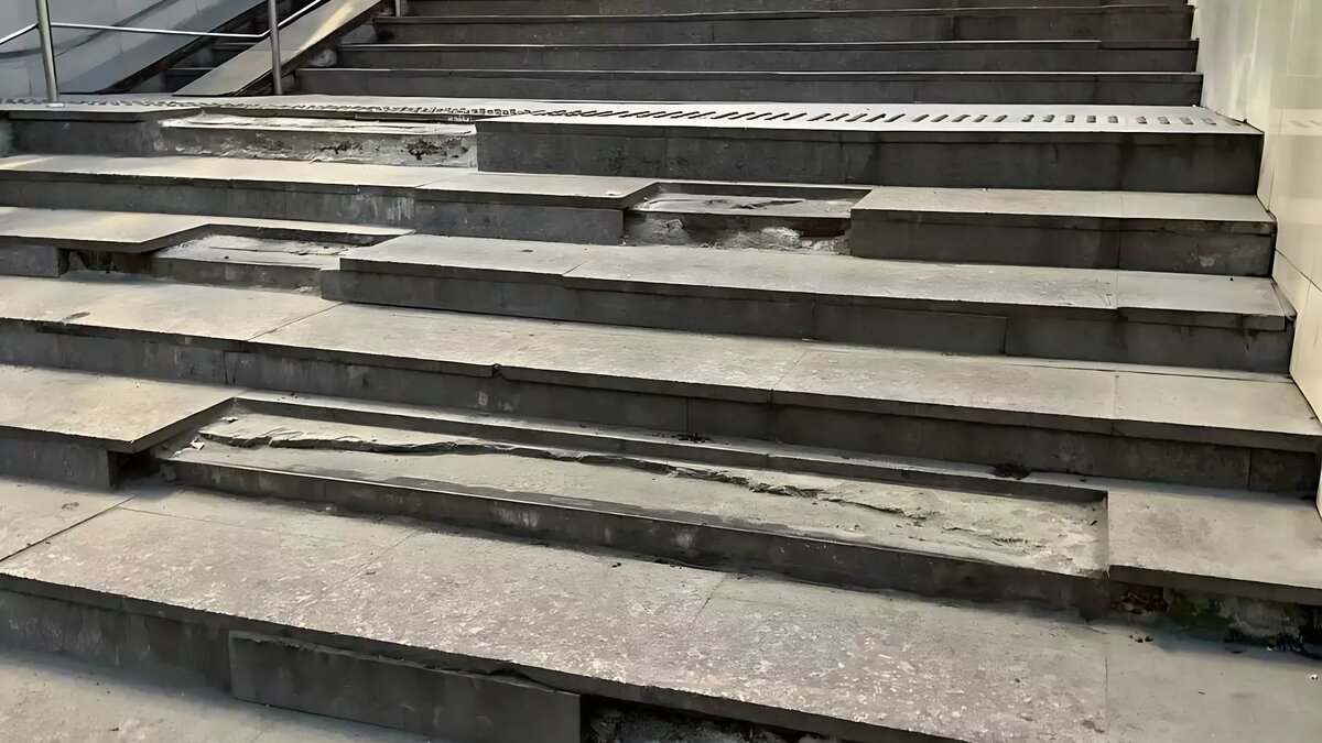     Мэр Нижнего Новгорода Юрий Шалабаев проверил подземные переходы на площади Лядова. О результатах проверки глава города рассказал в личном Telegram-канале.