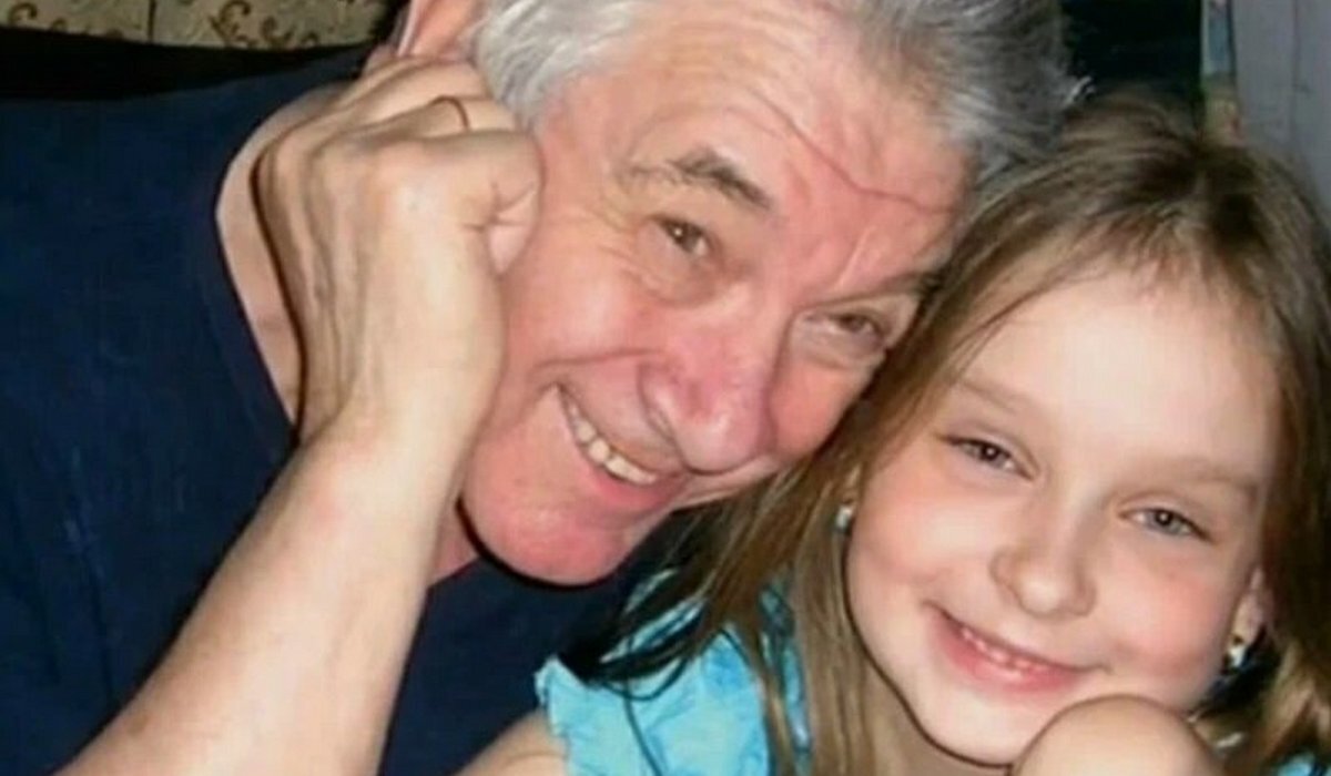 Александр Белявский с дочкой, семейное фото