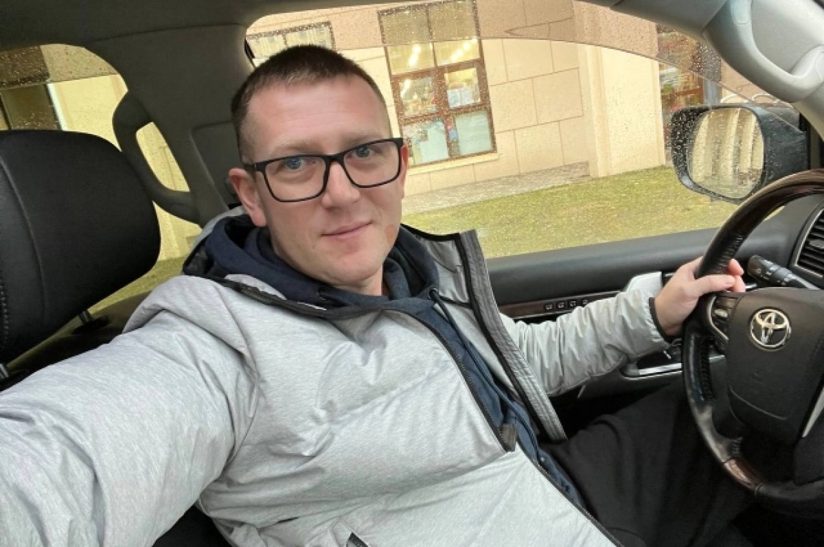    Ушел в последний рейс.