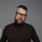 При общении с потенциальными покупателями стоит расставить несколько акцентов.
Согласно исследованию Polestar, люди покупают электромобили совсем не из-за заботы об экологии.
