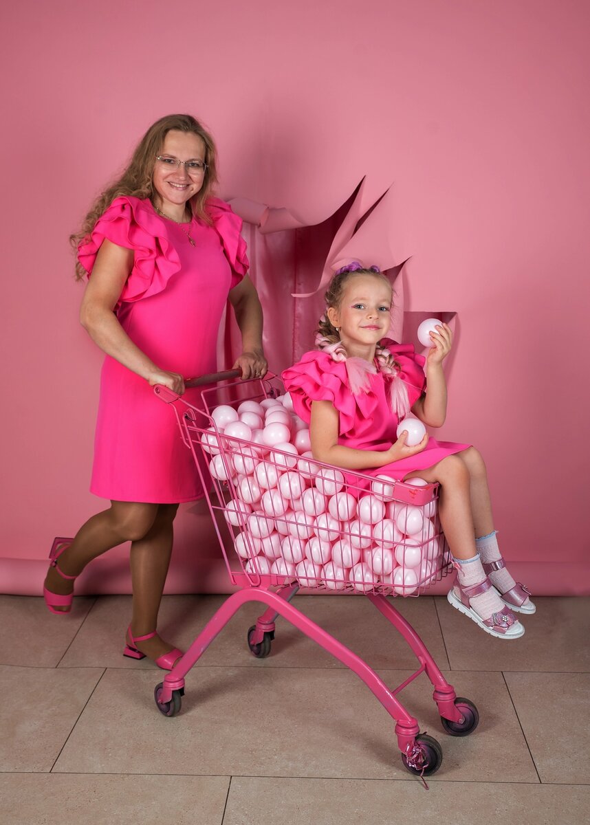 Стиль по наследству: как одеваются самые модные мамы и дочери