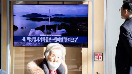    Северная Корея заявила об успешном запуске разведывательного спутника в космос Роман Захаров