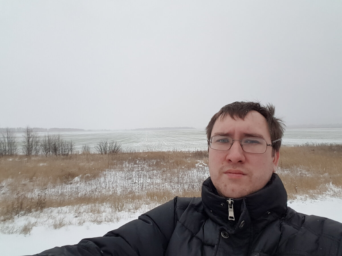 Это тот, кто пишет вам статьи, то есть я