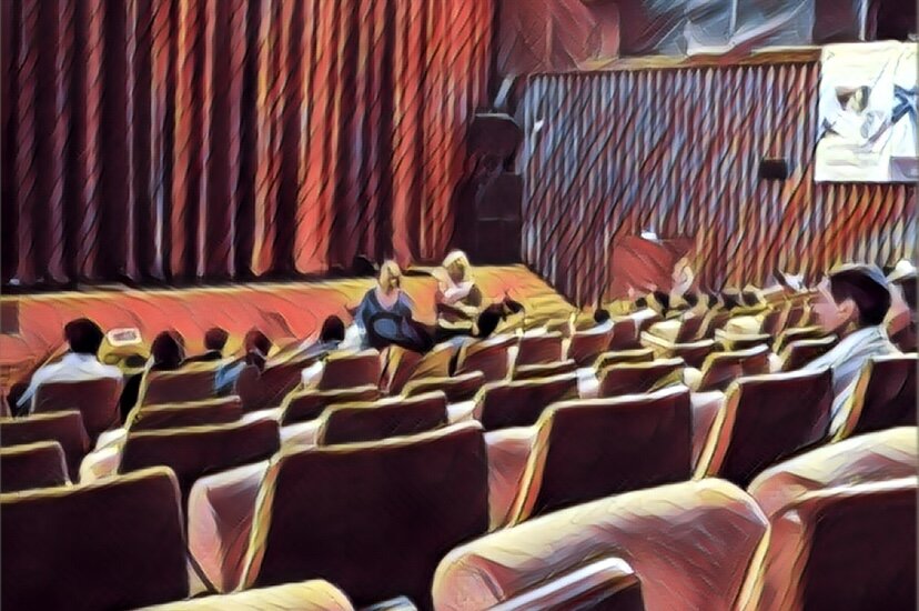 «Даже в обществе двух человек я непременно найду, чему у них поучиться. Достоинствам их я постараюсь подражать, а на их недостатках сам буду учиться». (Конфуций). 
