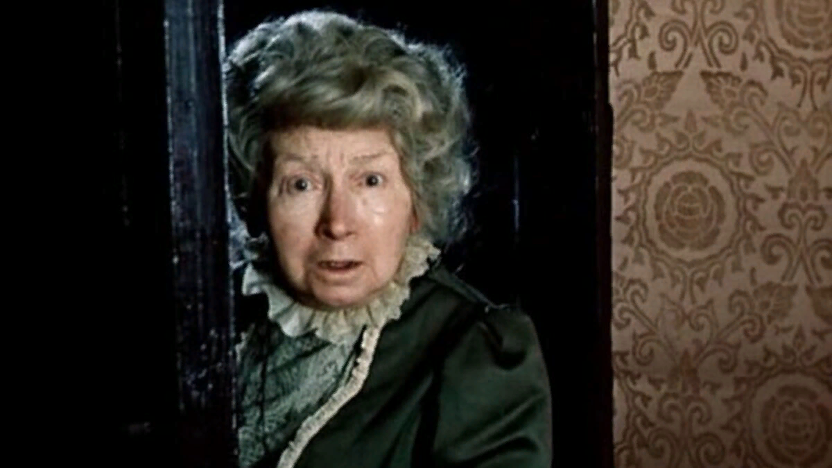 Черепаха тортилла актриса фамилия. Миссис Хадсон из Шерлока Холмса с Риной зеленой.