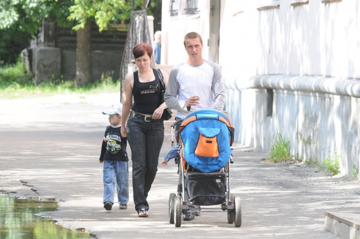    На поддержку семей в Приморье направлено почти 11 миллиардов рублей