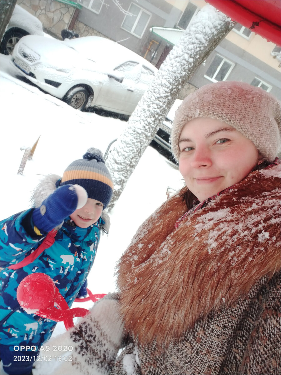 Сами как снеговики☃️