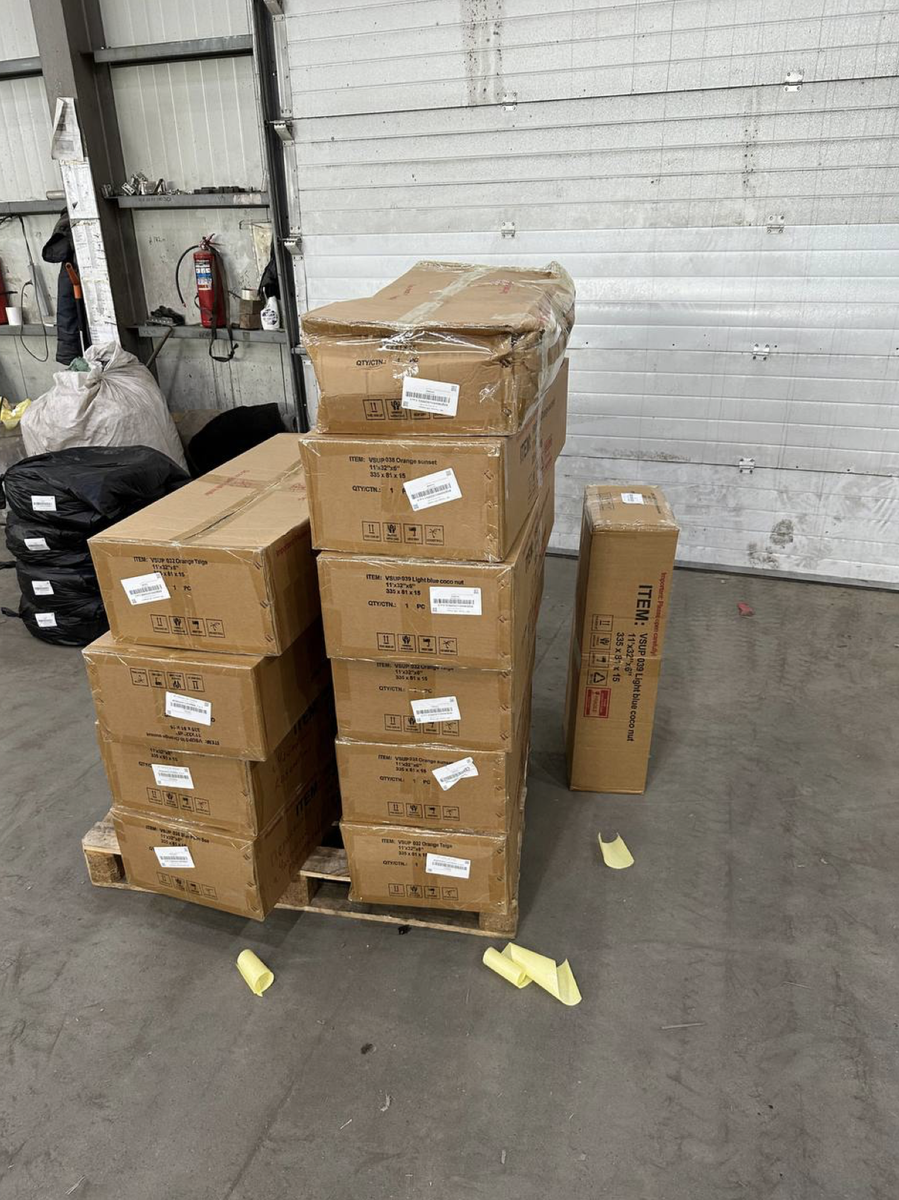 В наше время доставка везде , от маркетплебсов до услуг и еды.  
Но в чем же проблема ? Люди не доверяют друг другу! 
Куда пропало доверия у нашего населения  ? 

 
