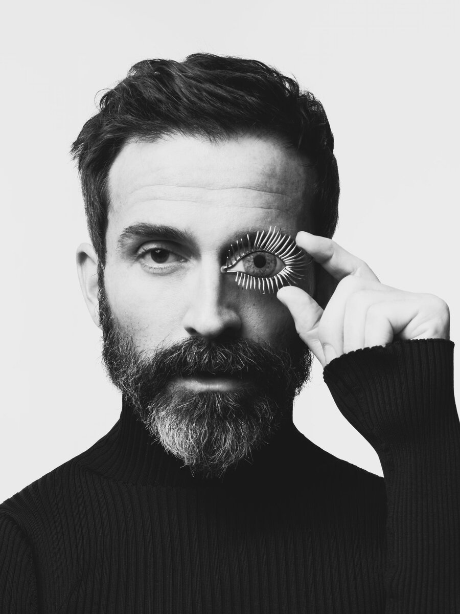 Дэниел Розберри – дизайнер дома с 2019 года.  