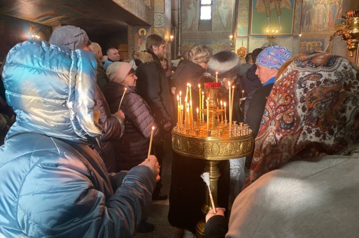 Пасха в Знаменском соборе Барнаула