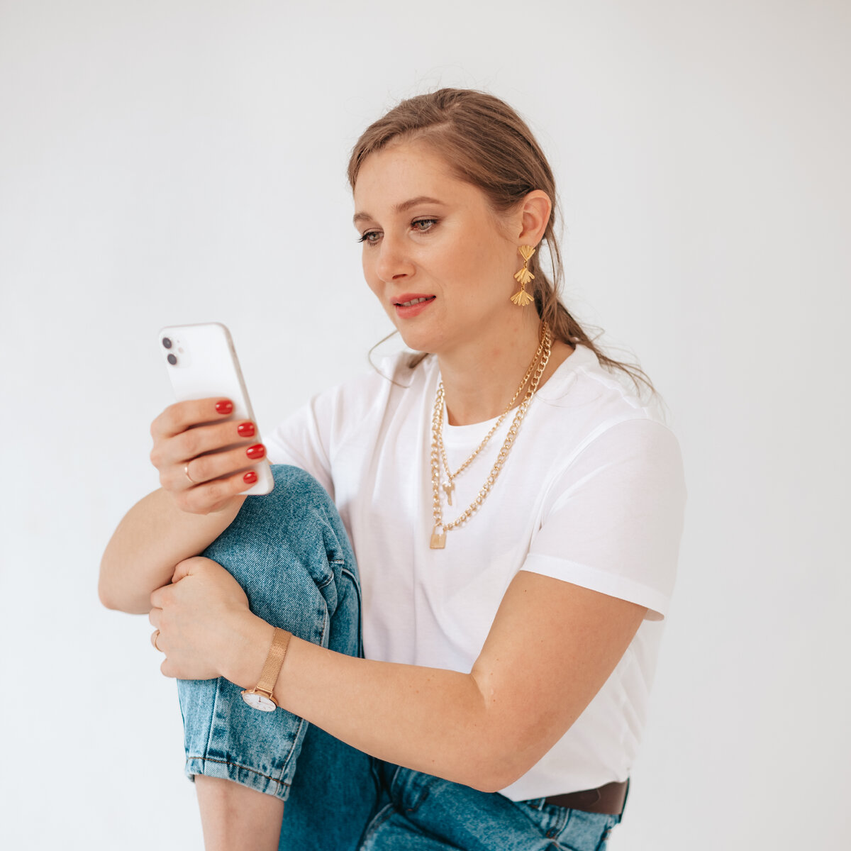 Путаницы станет больше, дорогие коллеги. С каждым годом всё запутаннее. Будем разбираться вместе – человека бухгалтера не заменит ни один ИИ