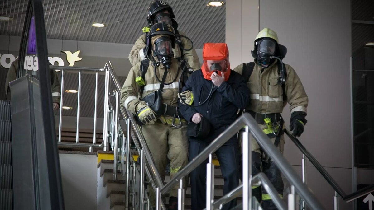     В Ростове-на-Дону по неизвестной причине эвакуировали посетителей кафе в центре города, сообщили СМИ.