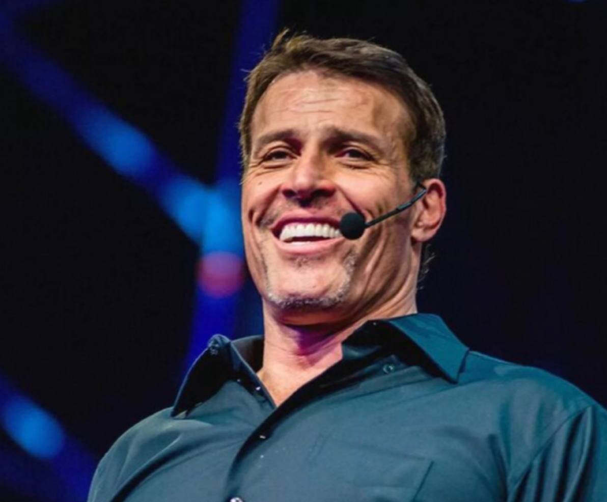 тони роббинс мотивационный спикер 