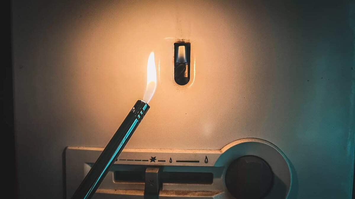     Предприниматель организовал в промзоне станцию по хранению и сливу топлива, но каких-либо лицензий на этот вид деятельности не имел