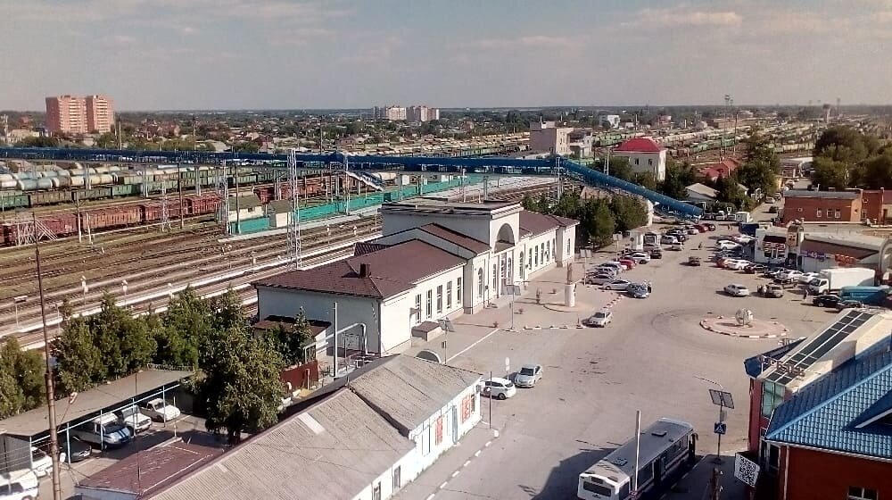 Город батайск отзывы. Город Батайск Ростовской области. Батайск фото. Южный район города Батайска. Фото город Батайск улица Октябрьская.