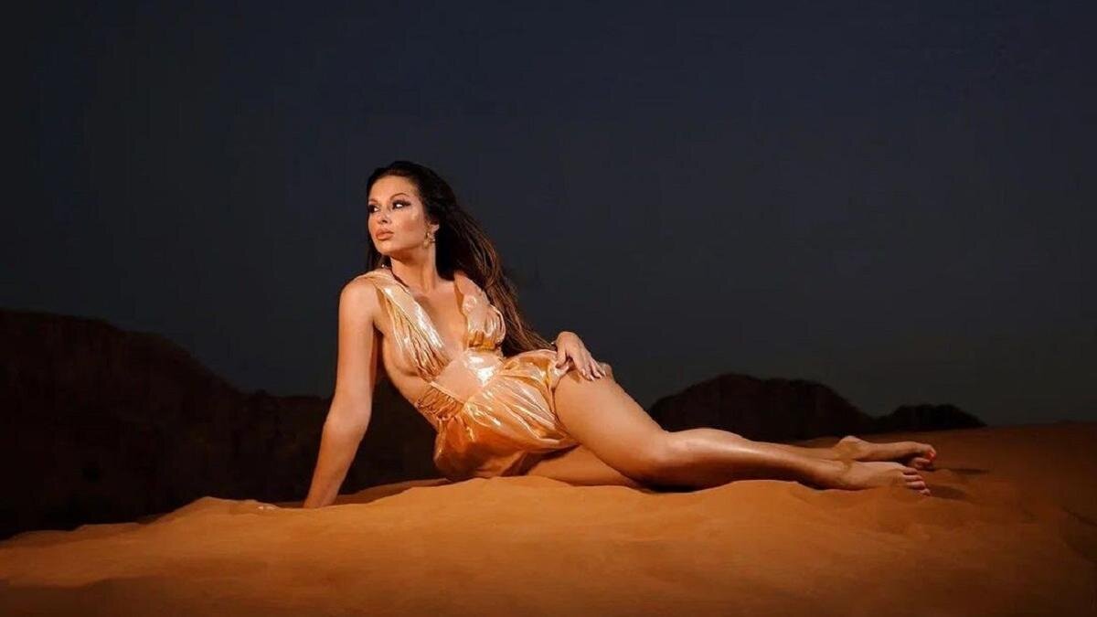    Нюша:instagram.com/nyusha_nyusha