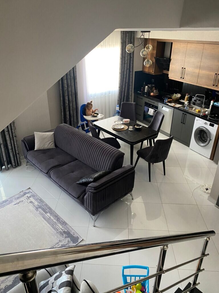 Наша квартира-дуплекс: последние этажи домов строят двухэтажными.