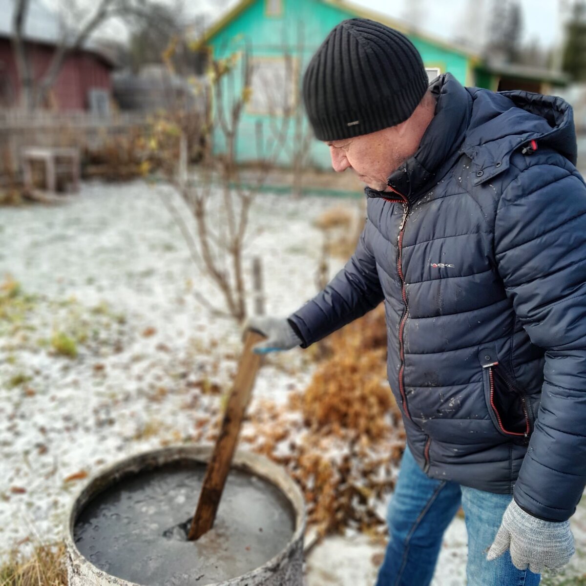 Простой способ спасти бочку с водой от разрыва в мороз