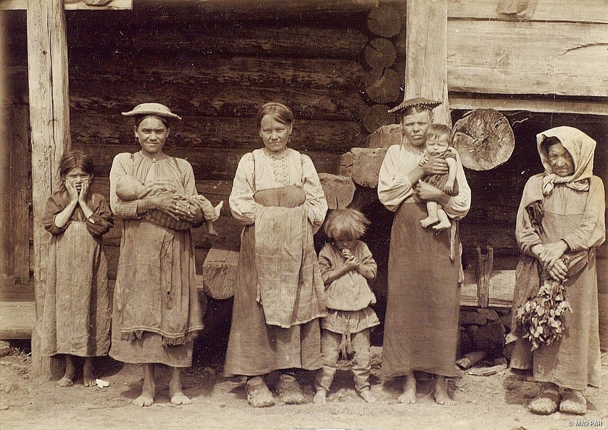 Пась, сарапан и тобоки