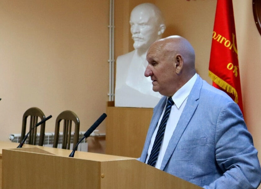 Секретарь Сталинградского обкома КПРФ, Заслуженный деятель науки России Алексей БУРОВ