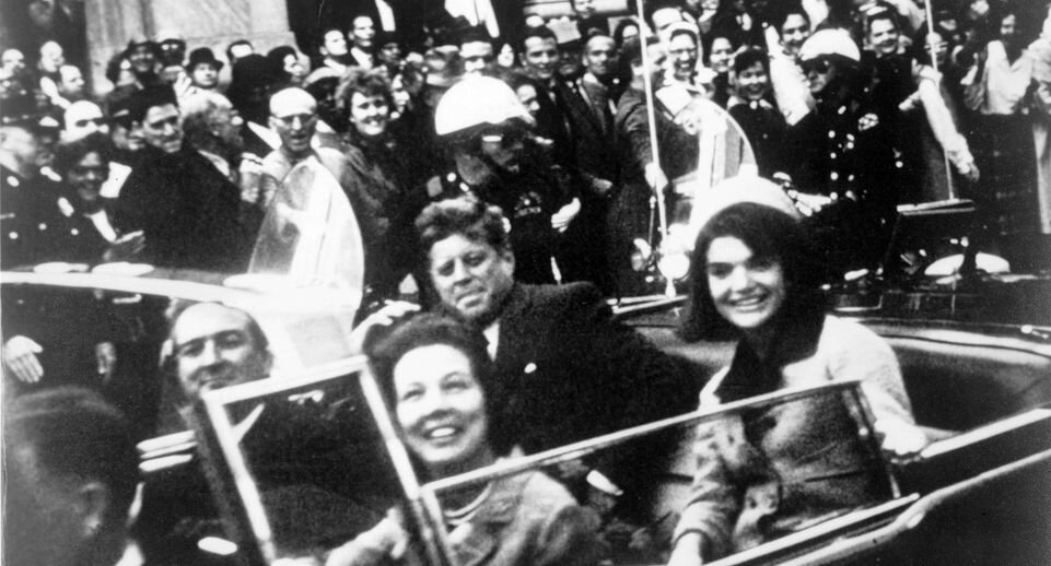 Спустя 60 лет после роковых выстрелов в техасском городе Даллас, унесших жизнь одного из самых популярных президентов США Джона Фитцджеральда Кеннеди, журналисты обнародовали данные, поставившие под-2