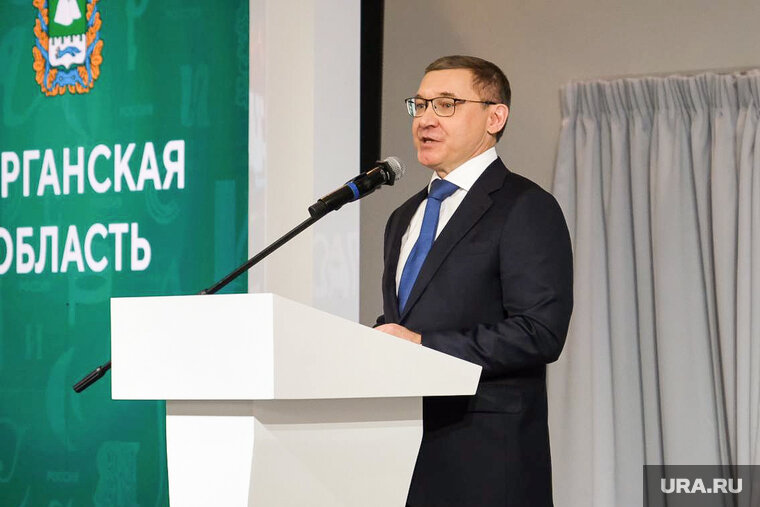   Уральский полпред Владимир Якушев выступил на открытии дней УрФО на выставке «Россия»
