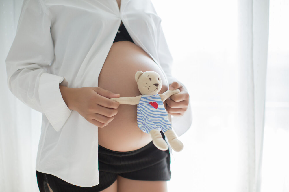 <a href="https://ru.freepik.com/free-photo/pregnant-woman_4551695.htm#query=%D0%B1%D0%B5%D1%80%D0%B5%D0%BC%D0%B5%D0%BD%D0%BD%D0%BE%D1%81%D1%82%D1%8C&position=2&from_view=search&track=sph&uuid=7208b76f-f4bc-4111-bb2f-7b096948abb1">Изображение от jcomp</a> на Freepik