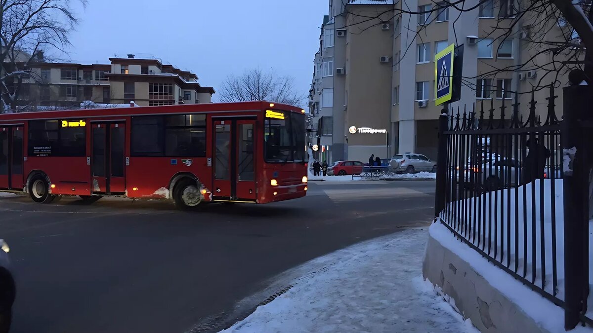     В Казани местным жителям посоветовали радоваться наличию существующего общественного транспорта. Своим мнением касательно средств передвижения высказались читатели Inkazan.