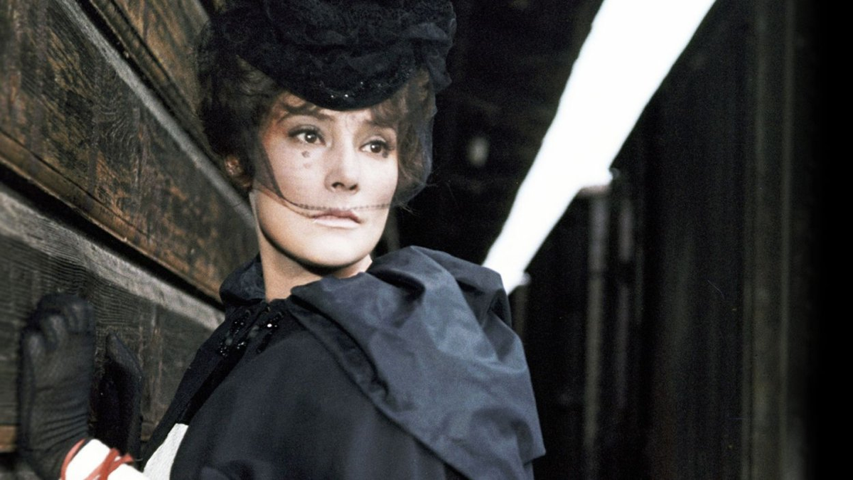 Пятеро актрис. Миссис гринберг отчаянные домохозяйки. Данила козловский 5 невест. Пятеро актрис. Квирин оеттл.