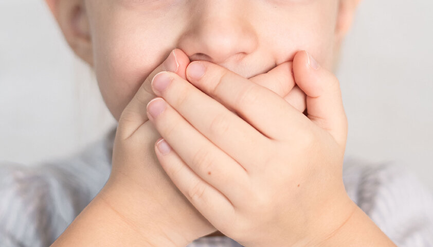 «Продолжительность судороги бывает весьма незначительна, она измеряется только секундами, тем не менее приступ заикания всегда является в виде резкого перерыва речи, неприятного для внимания и уха слушателя» И.А. Сикорский 