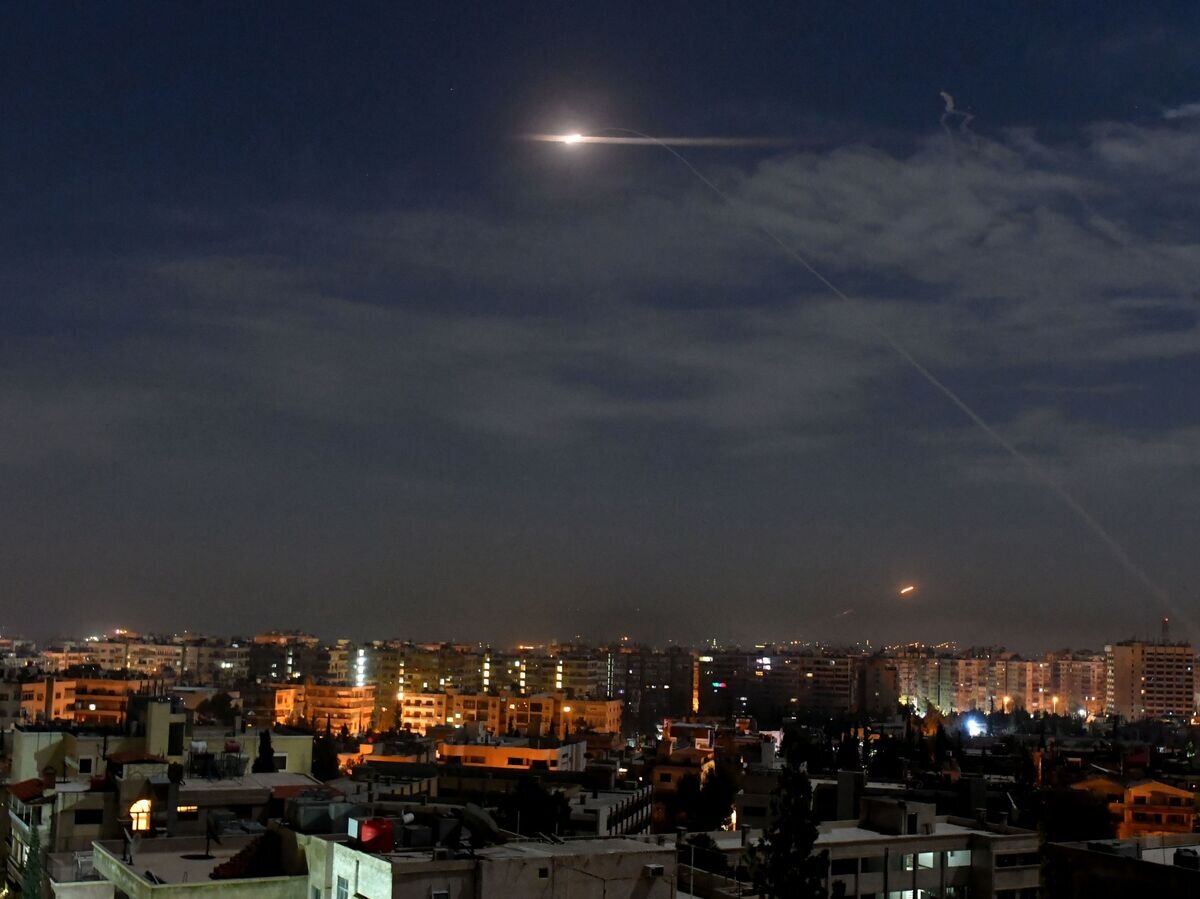    Средства противовоздушной обороны Сирии во время ударов Израиля по Дамаску© Фото : SANA