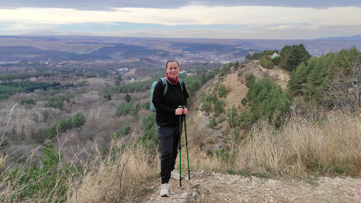 Хотя с другой стороны - ну как могут надоесть такие виды?)) Кисловодск, терренкур номер 3. Фото: Кирилл Полиенко/Polienko: путешествуем вдвоём