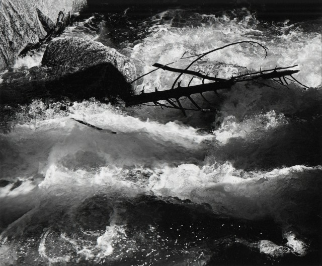 Автор фото: Энсел Адамс