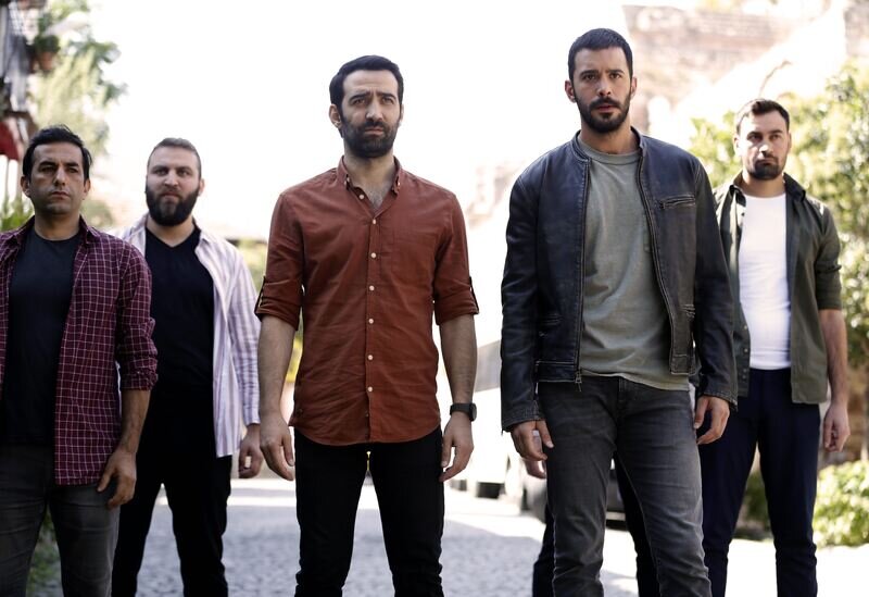 Кадр из сериала «Ворон»