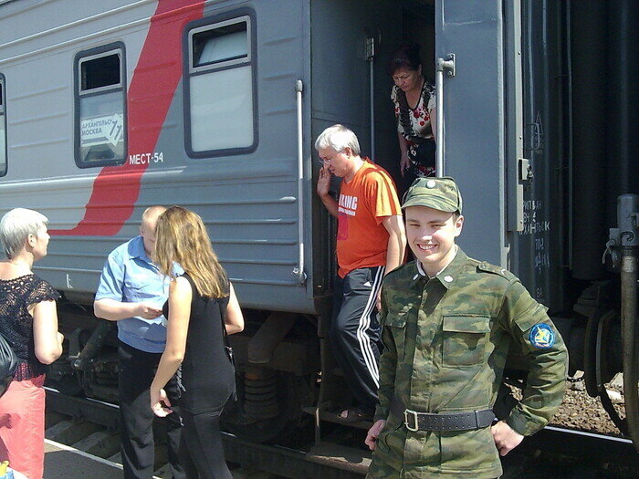 Улыбаюсь потому что поехал домой